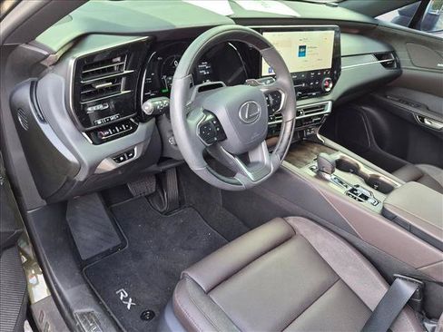 Used 2025 Lexus RX 350 w/ Convenience Package AWD/4WD image 3