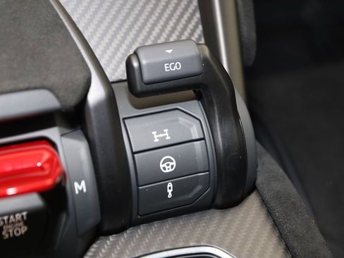 Used 2024 Lamborghini Urus Performante image 58