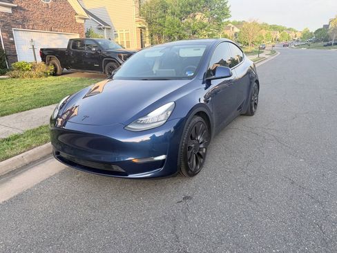 Used 2020 Tesla Model Y Performance AWD/4WD image 2