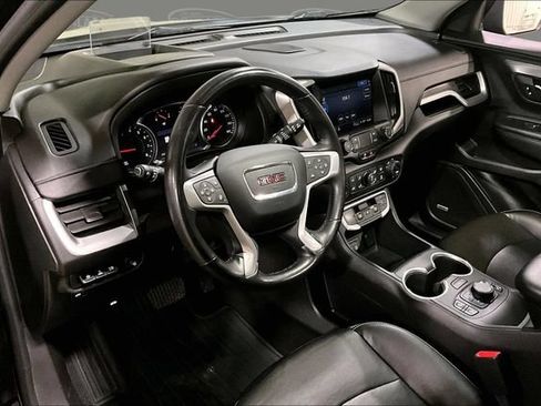Used 2022 GMC Terrain SLT w/ Infotainment Package II AWD/4WD image 18