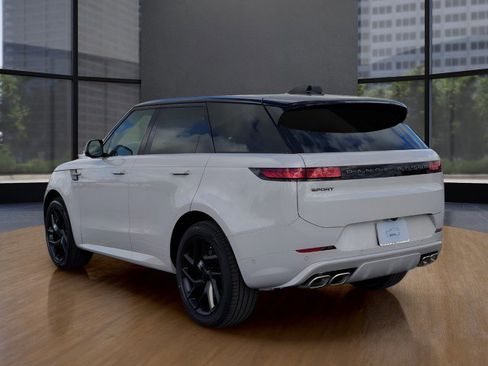 New 2026 Land Rover Range Rover Sport Dynamic SE image 14