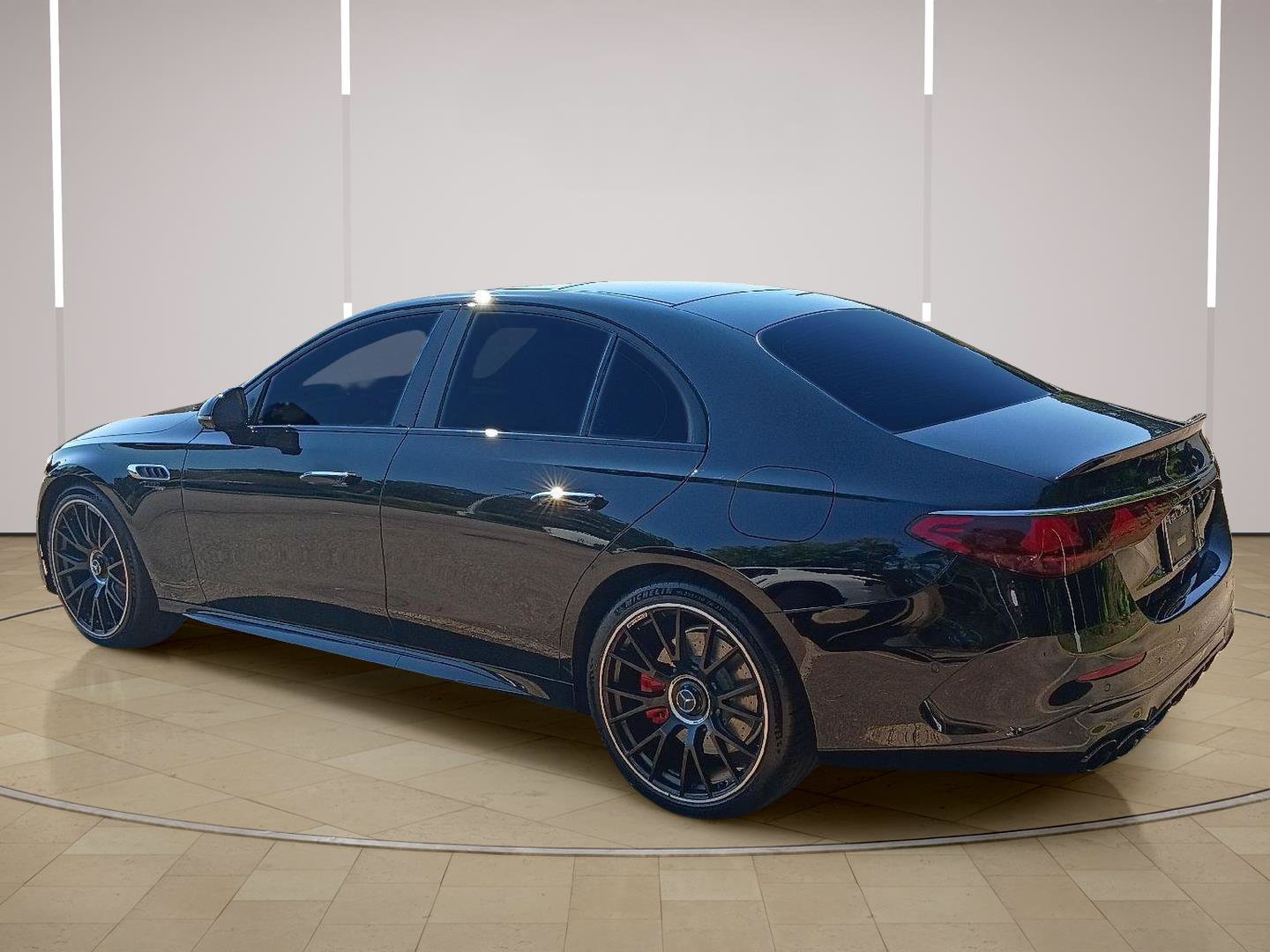 Used 2026 Mercedes-Benz E 53 AMG e 4MATIC Sedan image 5