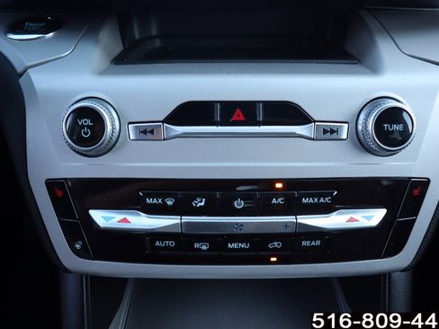 Used 2024 Ford Explorer XLT w/ Equipment Group 202A image 30