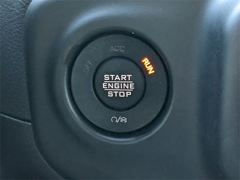 Certified 2021 Jeep Wrangler Unlimited Sahara image 29