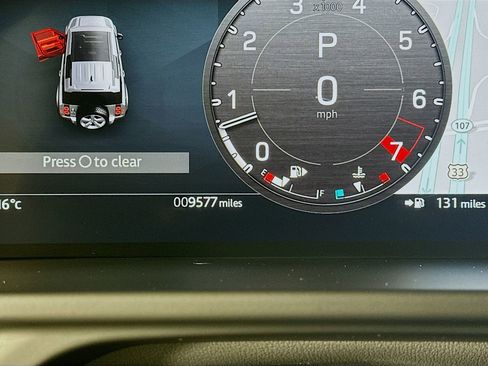 Used 2025 Land Rover Defender 110 S AWD/4WD image 15
