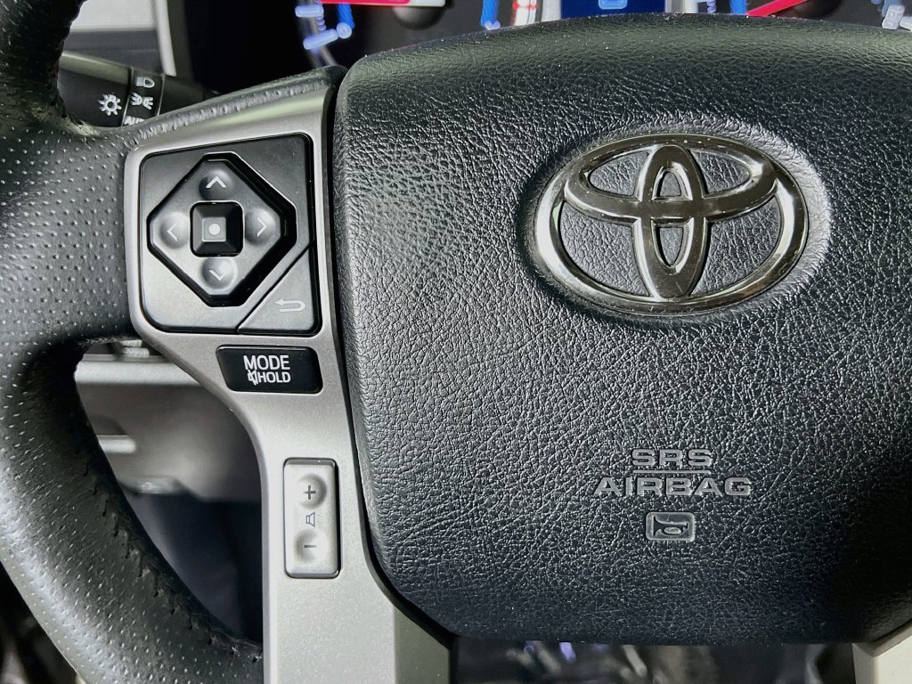 Used 2015 Toyota 4Runner Limited RWD image 16