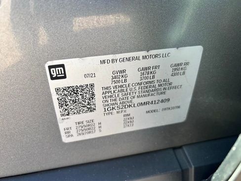 Used 2021 GMC Yukon Denali w/ Denali Premium Package image 32