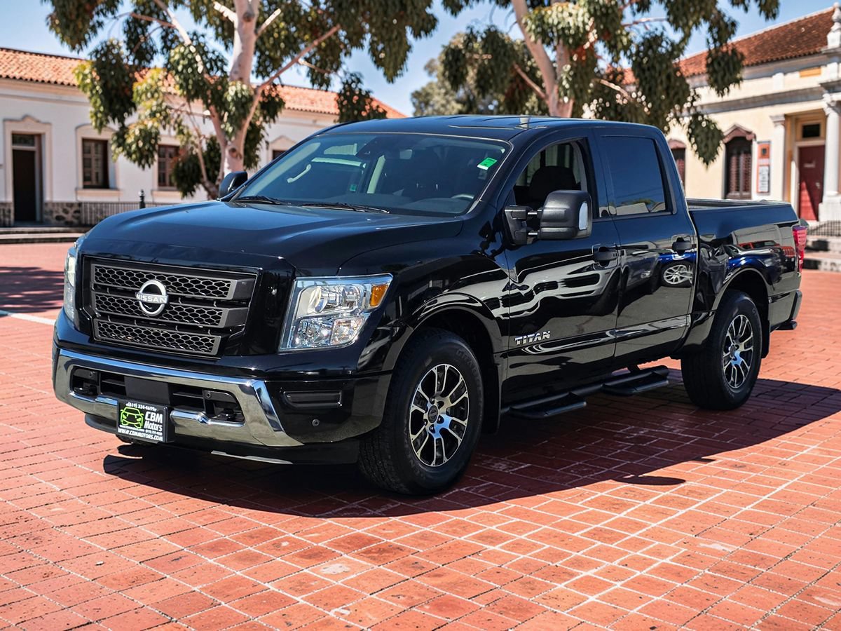 Used 2023 Nissan Titan SV w/ SV Convenience Package RWD image 5
