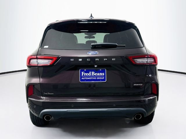 Used 2023 Ford Escape ST-Line w/ Tech Pack #1 AWD/4WD image 8