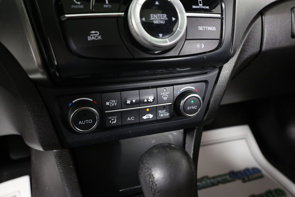 Used 2020 Acura ILX w/ Premium Package FWD image 35
