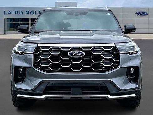New 2026 Ford Explorer Platinum image 15