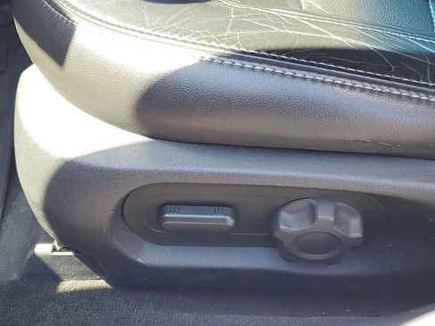 Used 2016 Ford Taurus SEL w/ Equipment Group 201A FWD image 6