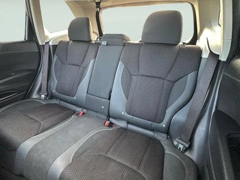 Used 2019 Subaru Forester Premium AWD/4WD image 26
