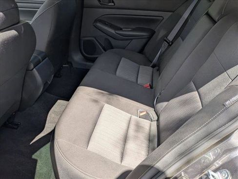 Certified 2024 Nissan Altima 2.5 S FWD image 17