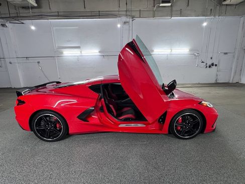 Used 2022 Chevrolet Corvette Stingray Preferred Cpe w/ Z51 Performance Package RWD image 45