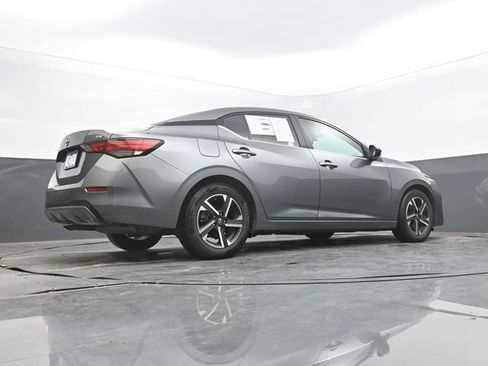 Used 2024 Nissan Sentra SV FWD image 59