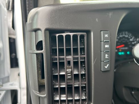 Used 2023 GMC Savana 2500 w/ Driver Convenience Package image 23