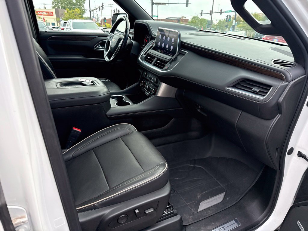 Used 2021 Chevrolet Tahoe Premier w/ Premium Package AWD/4WD image 40