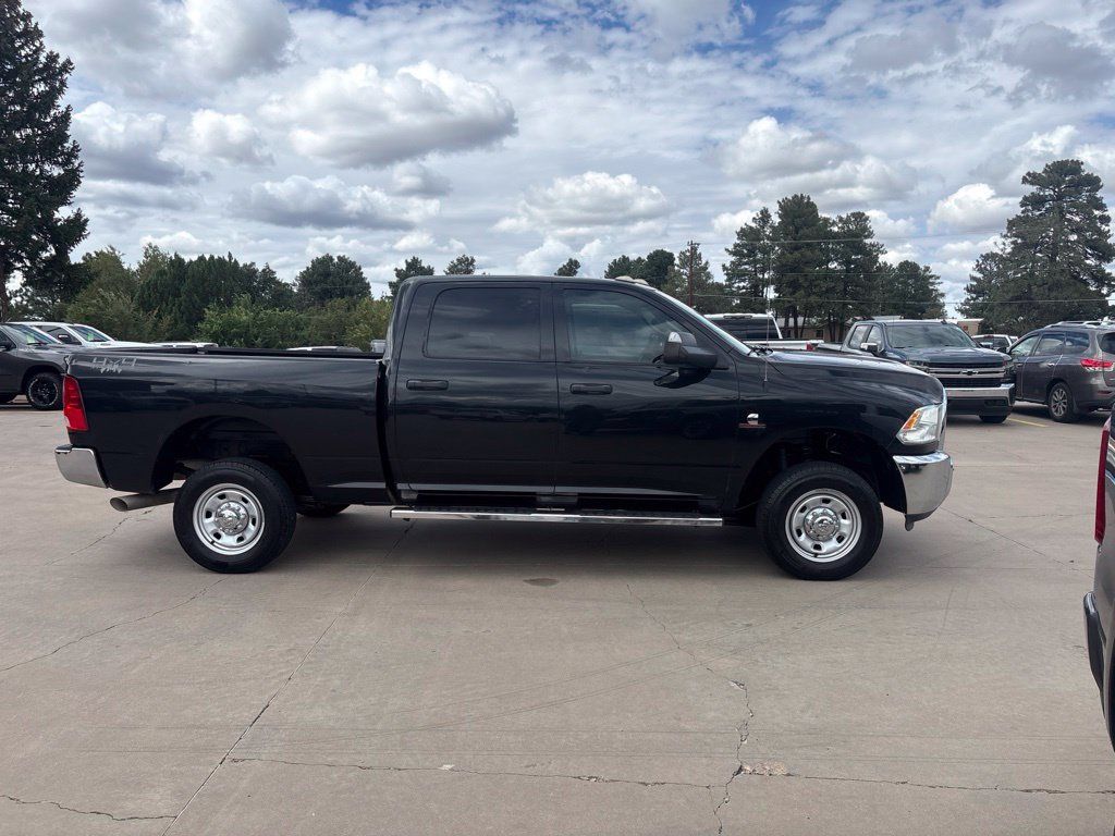 Used 2018 RAM 3500 Tradesman w/ Chrome Appearance Group AWD/4WD image 10
