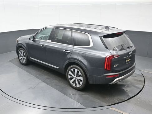 Used 2022 Kia Telluride S AWD/4WD image 19