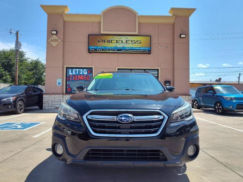 Used 2019 Subaru Outback 2.5i Touring w/ Popular Package #3A AWD/4WD image 9