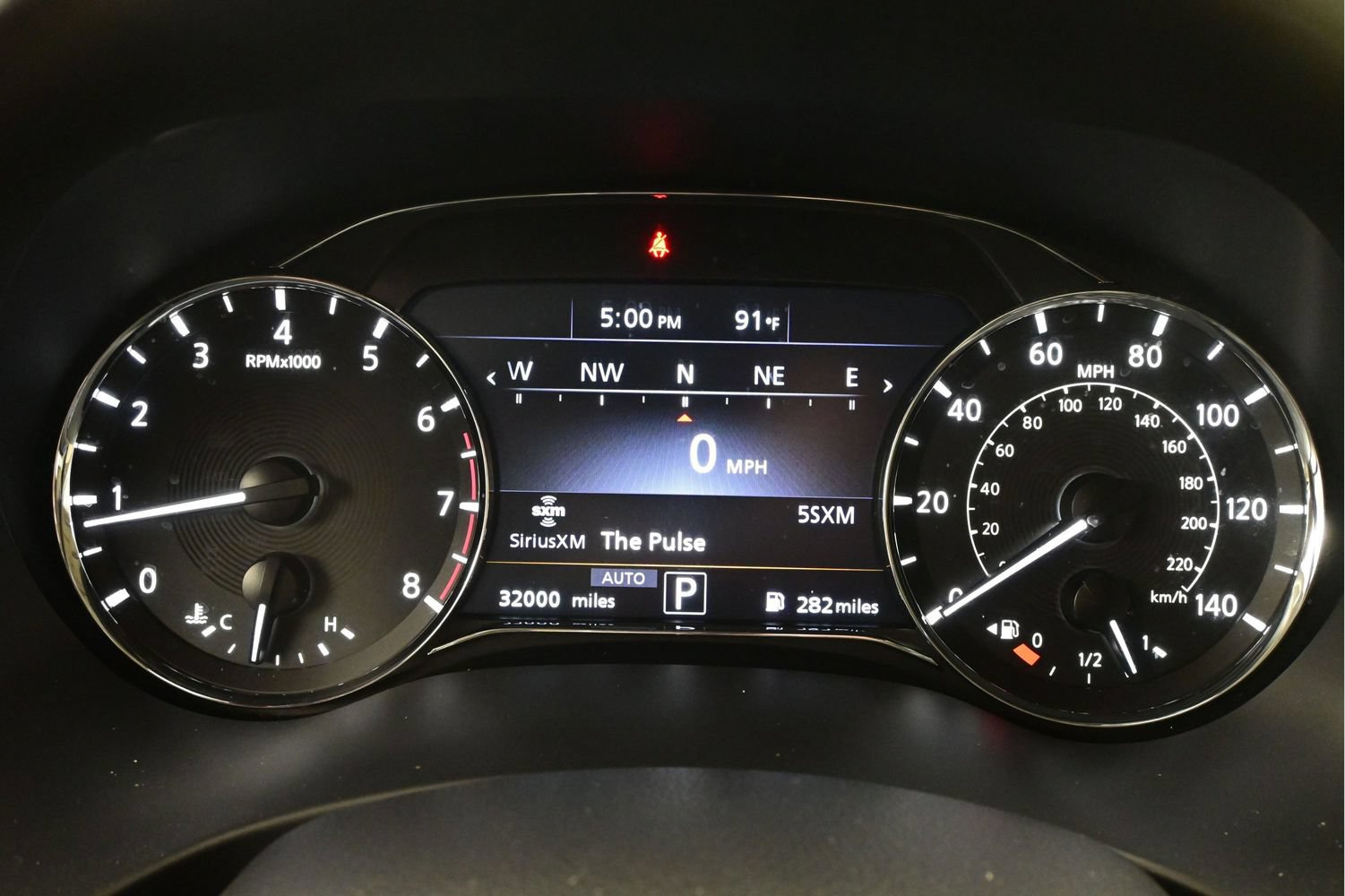 Used 2023 INFINITI QX80 Luxe w/ All-Season Package AWD/4WD image 21