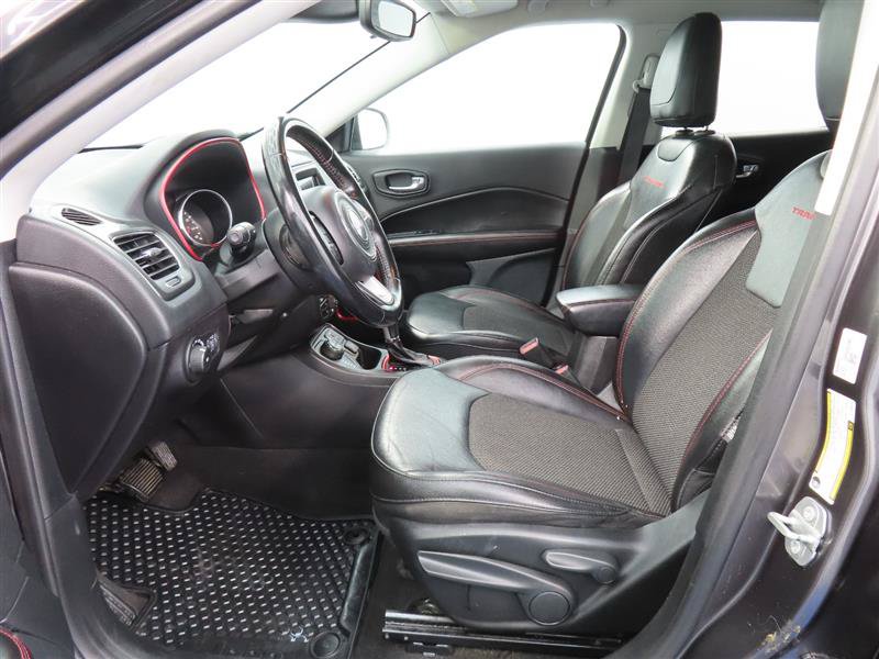 Used 2020 Jeep Compass Trailhawk AWD/4WD image 21