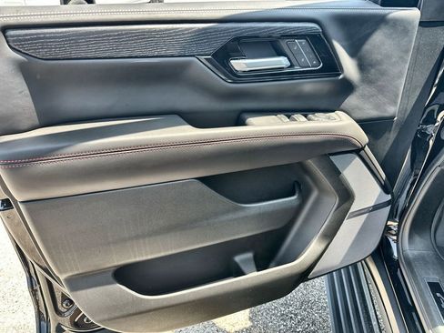 New 2026 GMC Yukon XL AT4 Ultimate w/ LPO, Floor Liner Package AWD/4WD image 21