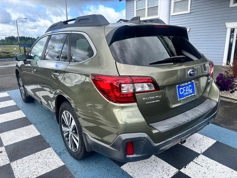 Used 2019 Subaru Outback 2.5i Limited w/ Popular Package #2 AWD/4WD image 3