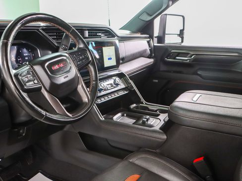 Used 2024 GMC Sierra 2500 AT4 w/ AT4 Preferred Package image 27