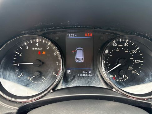 Used 2020 Nissan Rogue Sport S FWD image 10