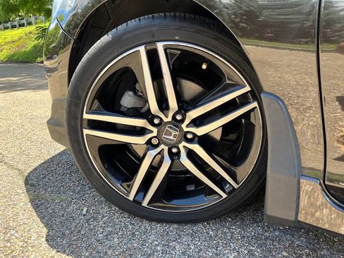Used 2016 Honda Accord Sport image 44
