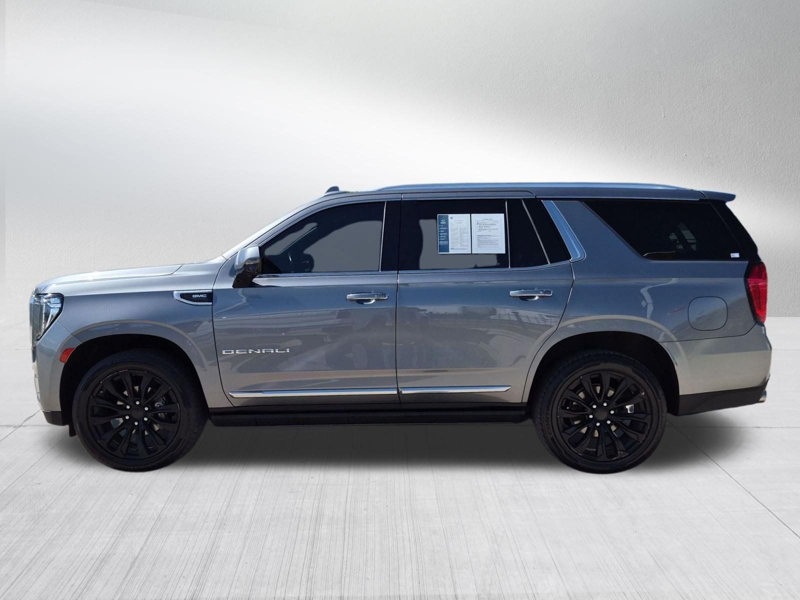 Used 2022 GMC Yukon Denali AWD/4WD image 2
