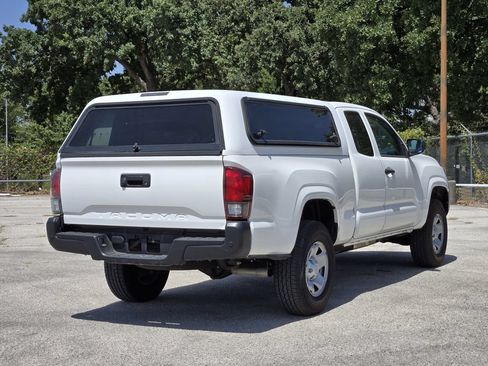 Used 2021 Toyota Tacoma SR RWD image 7