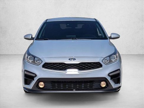 Used 2020 Kia Forte LXS FWD image 2