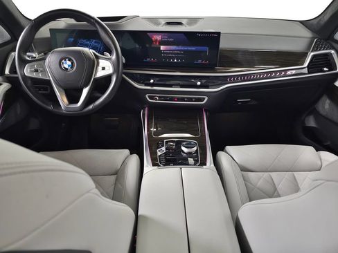 Used 2024 BMW X7 xDrive40i w/ Premium Package AWD/4WD image 15