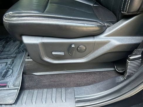 Used 2019 Ford F150 Lariat AWD/4WD image 16