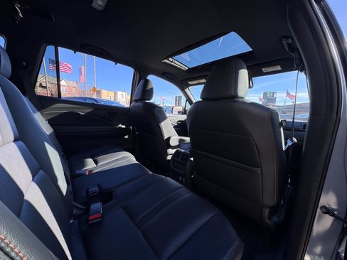 Used 2023 Honda Passport TrailSport image 28