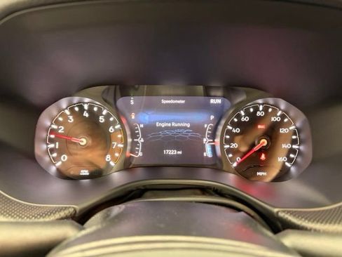 Used 2025 Jeep Compass Latitude w/ Altitude Special Edition AWD/4WD image 15