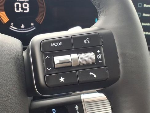 New 2026 Hyundai Santa Fe SE image 23