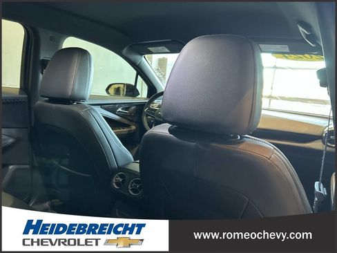 Used 2024 Chevrolet Blazer EV LT AWD/4WD image 33