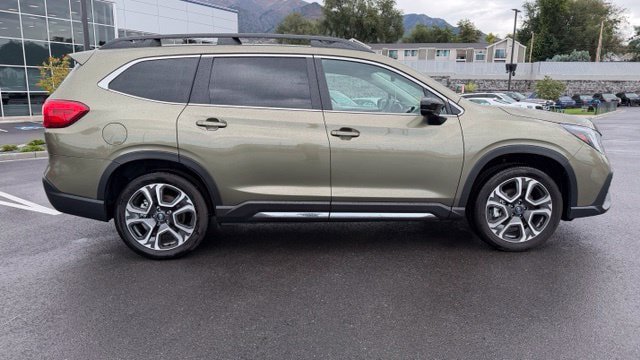 Used 2026 Subaru Ascent Limited w/ Popular Package #2 AWD/4WD image 2