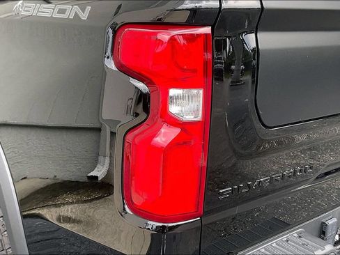Used 2024 Chevrolet Silverado 1500 ZR2 w/ ZR2 Bison Edition AWD/4WD image 18