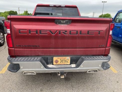 Used 2021 Chevrolet Silverado 1500 LTZ w/ Technology Package AWD/4WD image 6