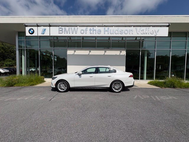 Certified 2024 BMW 530i xDrive w/ Premium Package AWD/4WD image 1