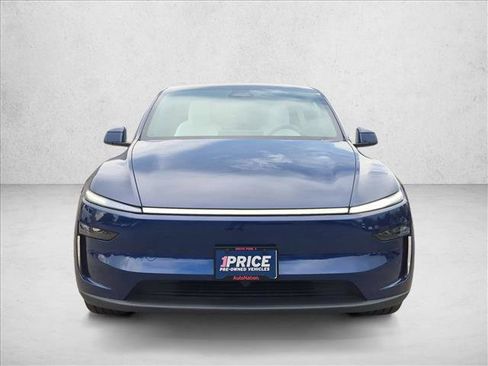 Used 2026 Tesla Model Y 2WD image 2