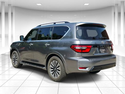 Used 2023 Nissan Armada SL w/ Midnight Edition Package AWD/4WD image 5