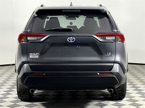 Used 2020 Toyota RAV4 LE w/ All Weather Liner Package image 6