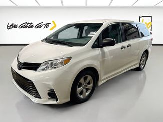 Used 2020 Toyota Sienna L FWD video 1