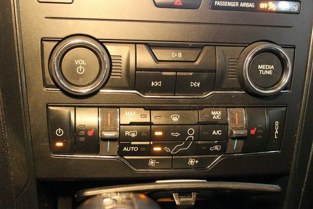 Used 2019 Ford Explorer XLT w/ Safe & Smart Package AWD/4WD image 28